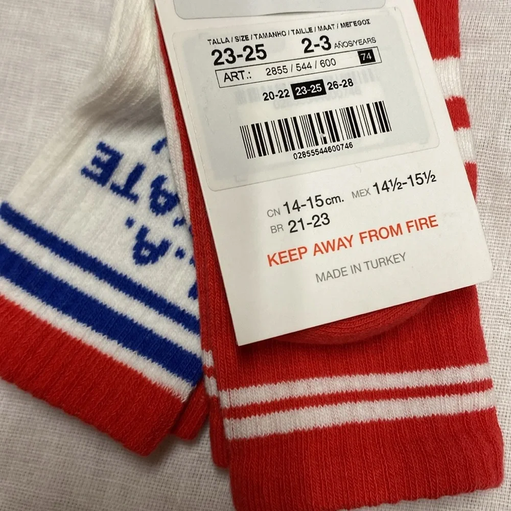 NWT. Zara Kids White/Red Pack of Ribbed Socks. Size 2-3.